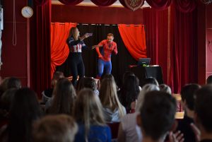 Teatr anglojęcyczny 33